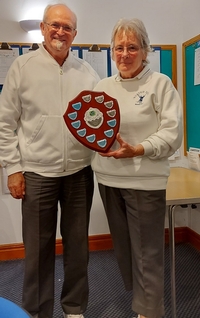 Sue Hanlon receives the Phil Frost Trophy